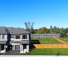 94 Turnberry Lane, Barrie, ON L4N 6K7