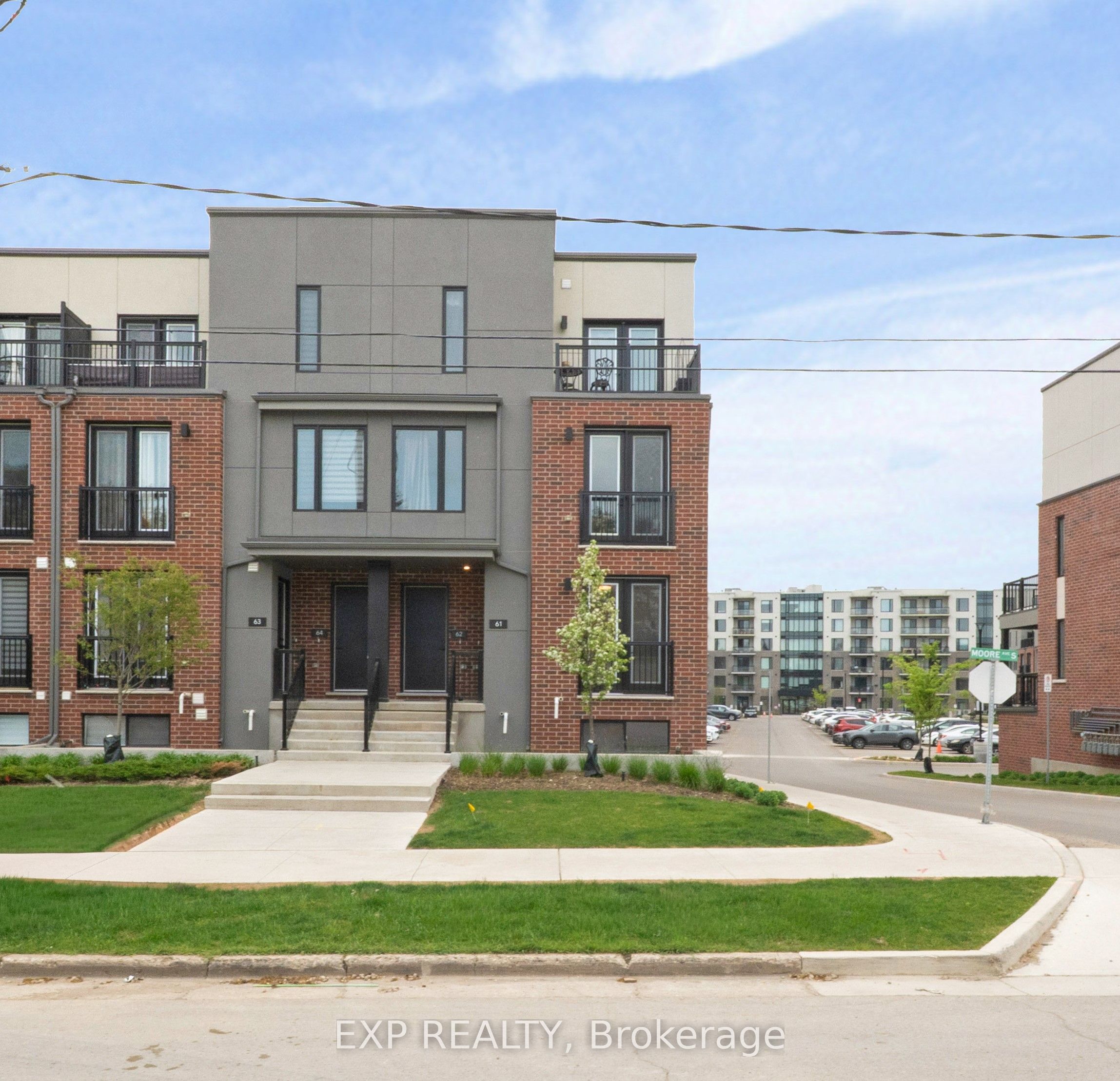 99 Roger Street 61, Kitchener, ON N2J 1A4
