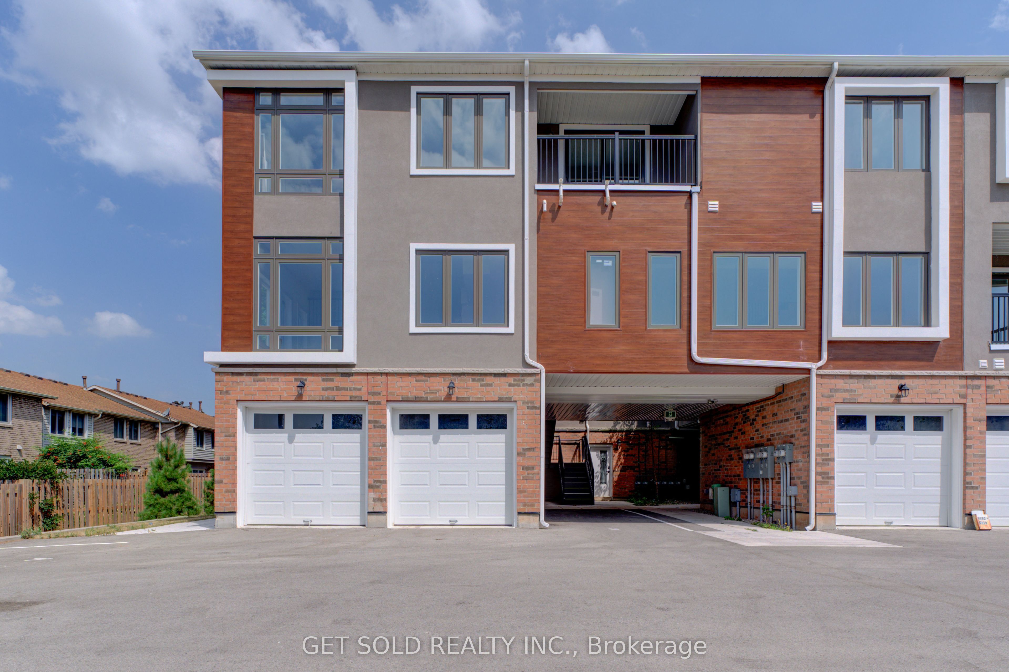 6701 Thorold Stone Road 1, Niagara Falls, ON L2J 1B3